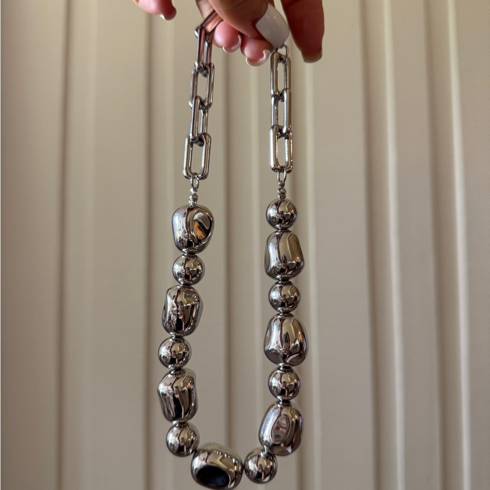 Elegant Silver Beaded Necklace